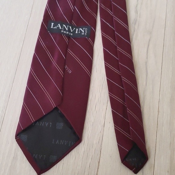 EUC Lanvin Paris Mens Neck Tie Lined Diagonal Stripes Logo Dark Red Maroon Suit - Picture 2 of 8